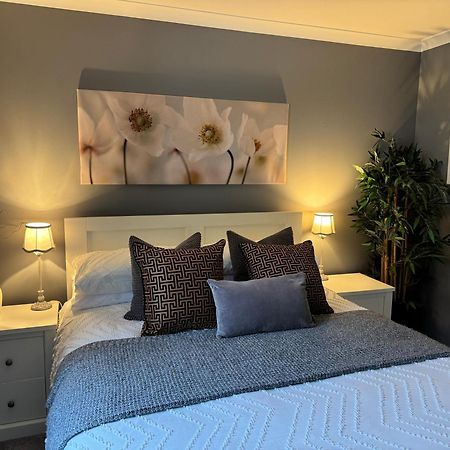 Holly Lodge - 2 X Kingsize Bedrooms With Private Entrance And Free Parking-New Shower Room Oban Esterno foto